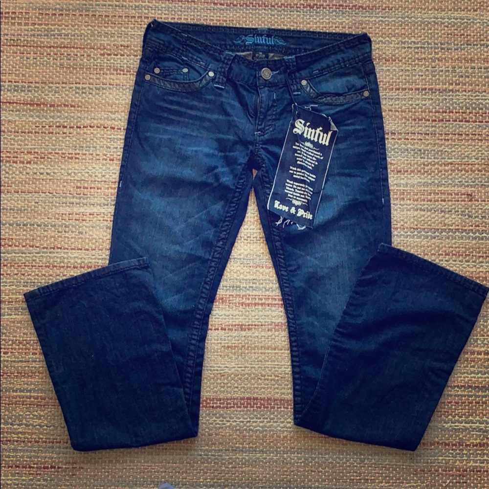 Sinful Dark Wash Boot Cut Jeans Size 30 👖